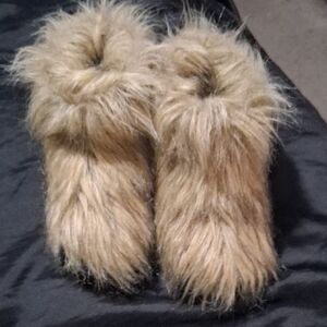 Tan Cozy Fur Trim Boots